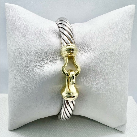 David Yurman 7mm Cable Gold Buckle Bracelet - Picture 3 of 16